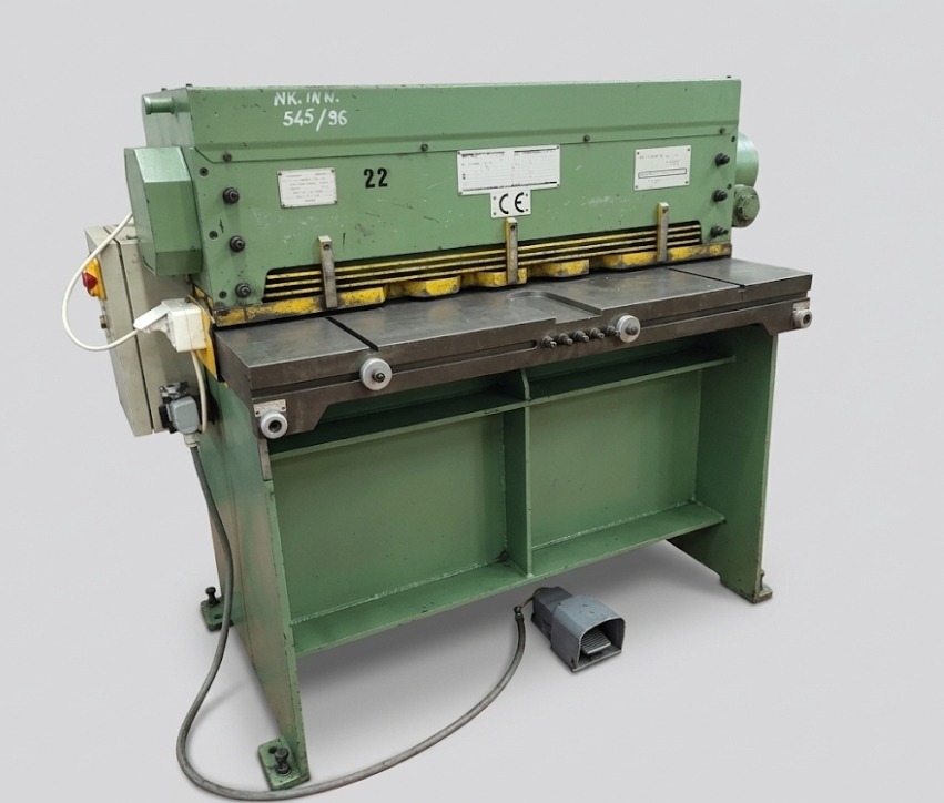 Industrial Shearing Machine